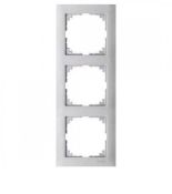 MTN4030-3660 (MTN4030-3660) Рамка 3-постовая Merten M-Pure. алюминий. Schneider Electric