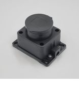 Розетка каучукова із захисною кришкою LEE 703360 SCHUKO 2P E IP44 Розетка каучукова із захисною кришкою LEE 703360 SCHUKO 2P E