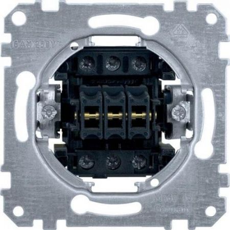 MTN311900 (MTN311900) 3-клавишный механизм выключателя Merten System M. 1 полюс. 10А. Schneider Electric