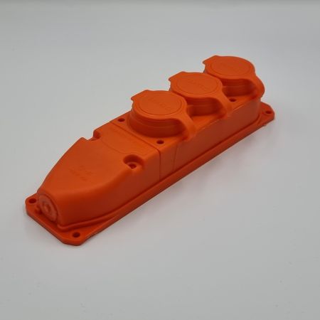 Розетка каучукова тримісна TAKEL 503362 O SCHUKO 2P E
