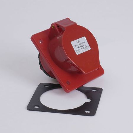 Розетка стаціонарна внутрішня LEE 703228 32A 3P E
