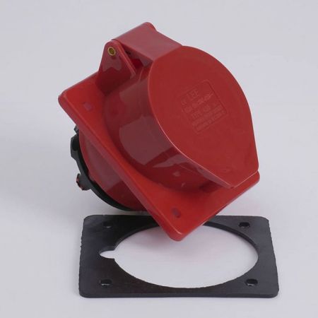 Розетка стаціонарна внутрішня LEE 703269 63A 3P N E