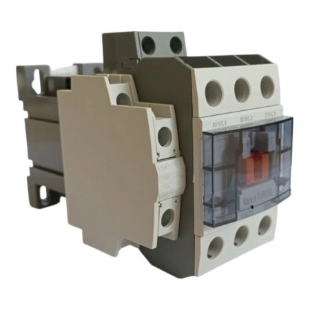 (XMC 3DC24-40-032) Контактор XMC. Iном.=32 A. 15кВт. 2NO+2NC. 3P. Uкат.=24V DC. XKoren Electric