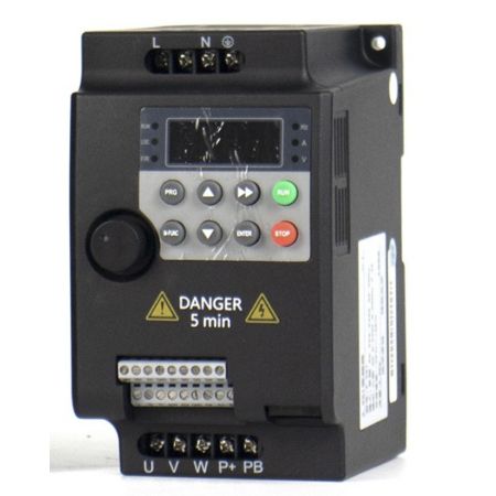 (310-S1-0.7G) Преобразователь частоты 310. 0.75 кВт. 220В 1Ф. O-B