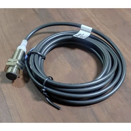 (IS-E1204-BPOB2) Индуктивный датчик М12. срабатывание до 4 мм. PNP. NO. заподлицо. провод 2м.. 12-24 V DC=. Delta