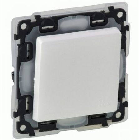 752156 Одноклавишный переключатель Valena LIFE 10АХ 250В IP44 .белый.автоматические зажимы.Legrand