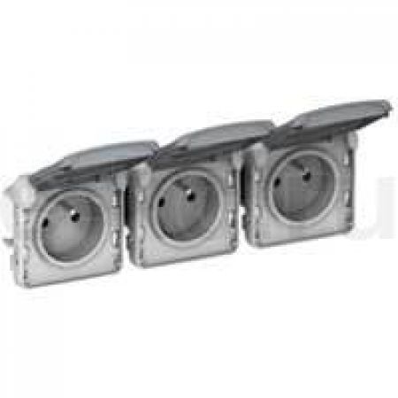 (069564) Блок горизонтальный из 3-х розеток с заземлением. IP55 Plexo серый. Legrand