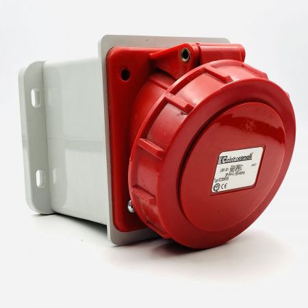 (EC690551D) Розетка настенная с наклоном 20°. IP67. 3P+N+T. In=16A Uh=380-415. Rosi Snc